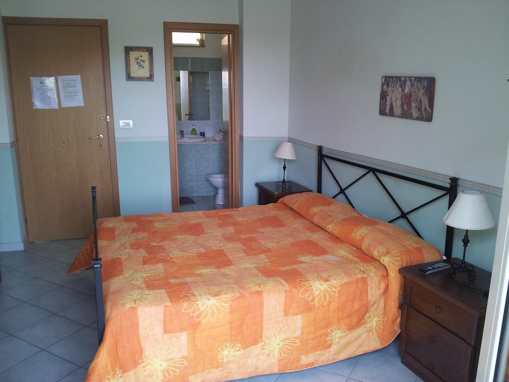 Bed And Breakfast Gigi Furci Siculo Pokój zdjęcie